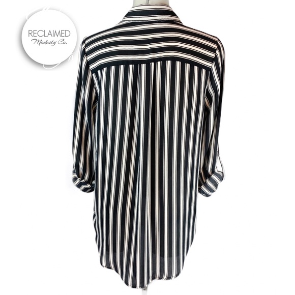 LILY MORGAN Black & White Striped Button Down Top - Picture 4 of 7